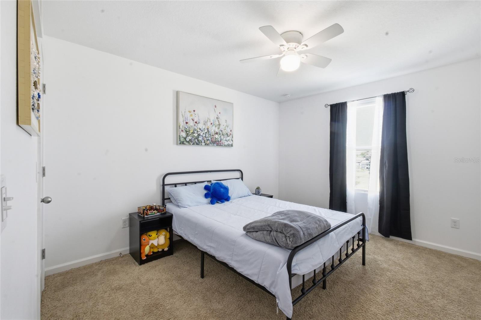Image 19 of 29 For 831 Sunlit Coral Street
