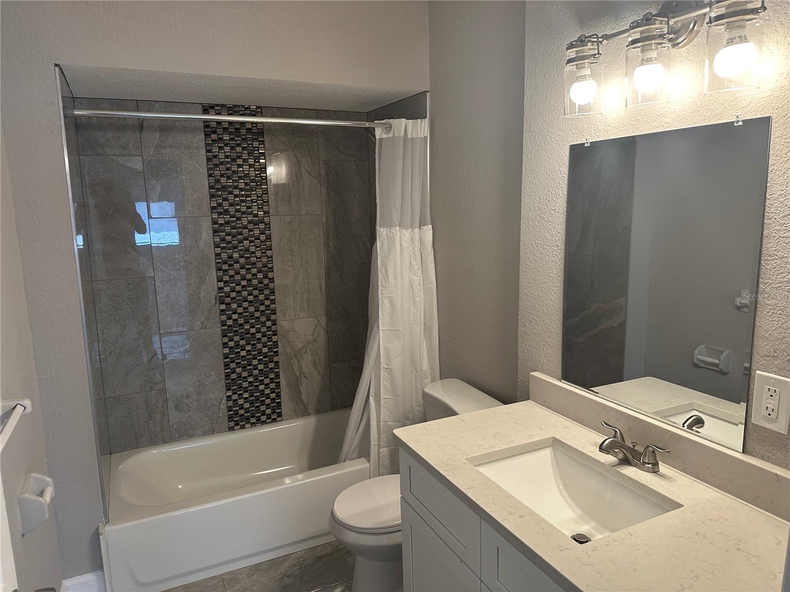 Image 12 of 14 For 2901 20th Street N