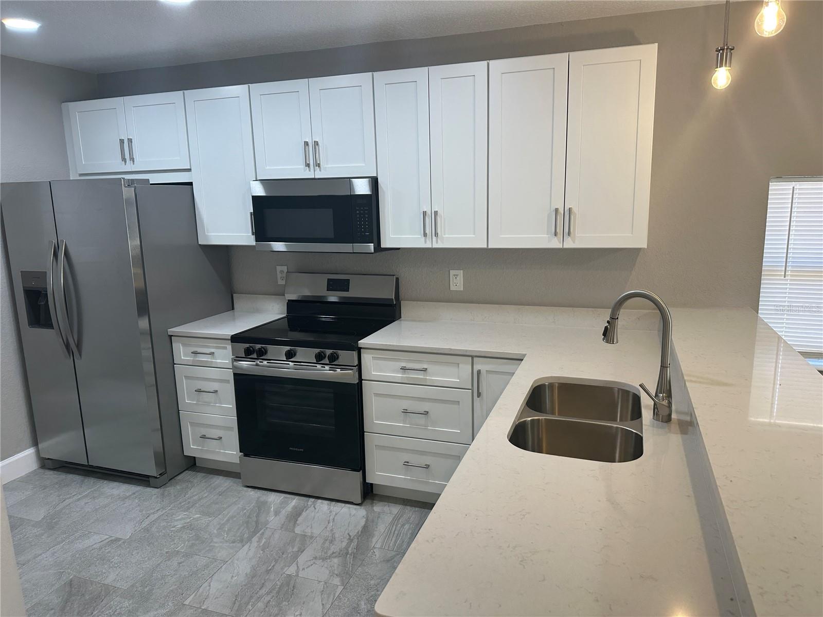 Image 5 of 14 For 2901 20th Street N