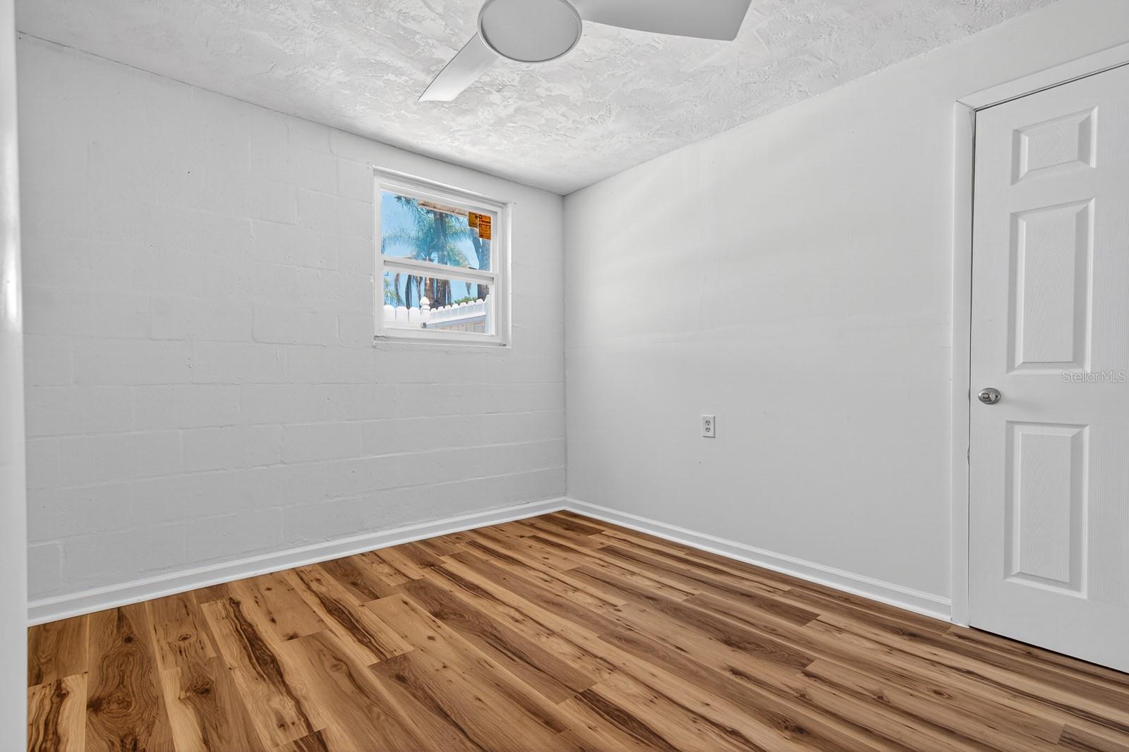 Image 31 of 49 For 4601 Durney Street