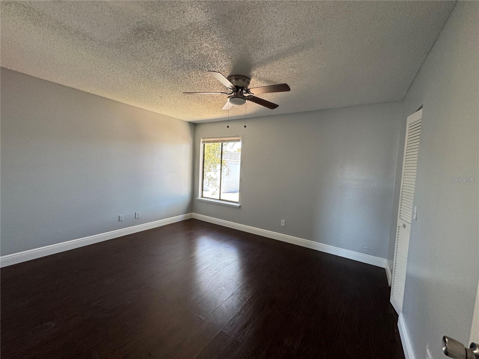 Image 12 of 21 For 7039 Lenox Drive