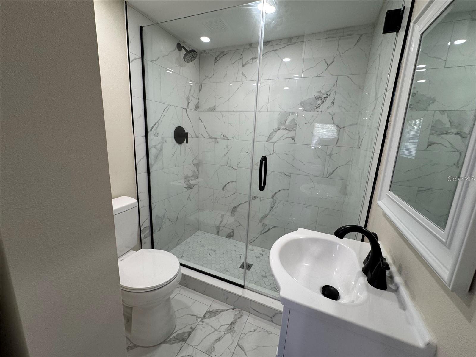 Image 7 of 21 For 7039 Lenox Drive