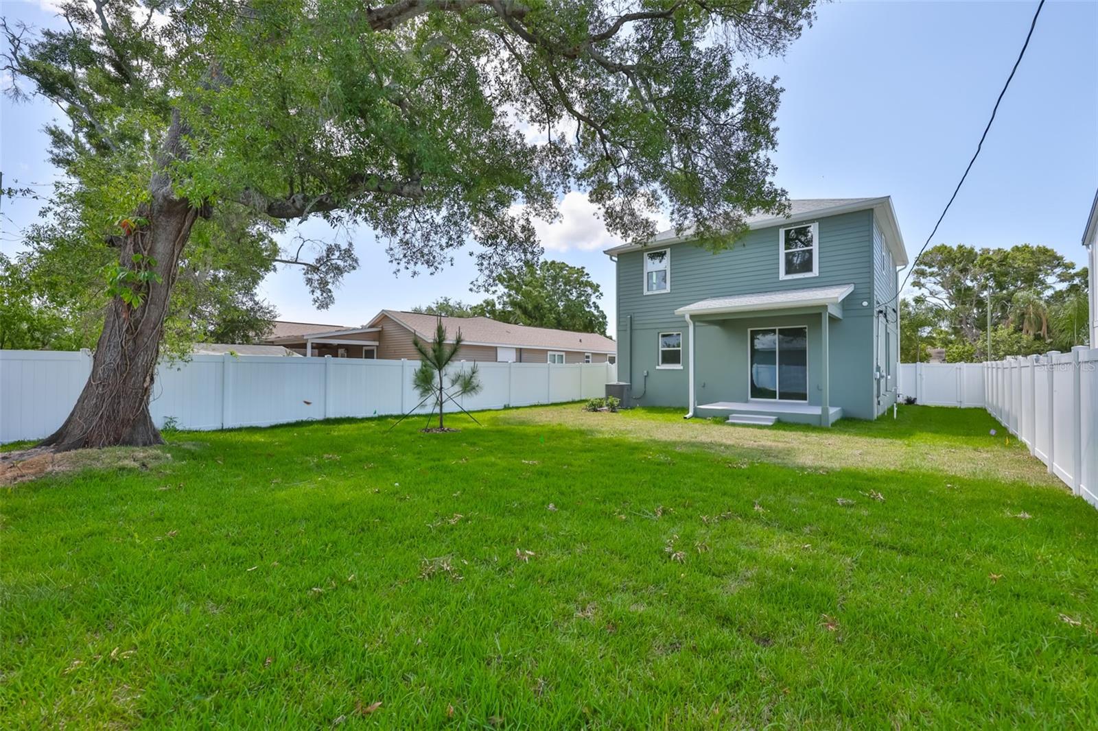 Image 23 of 32 For 4171 56th Avenue N