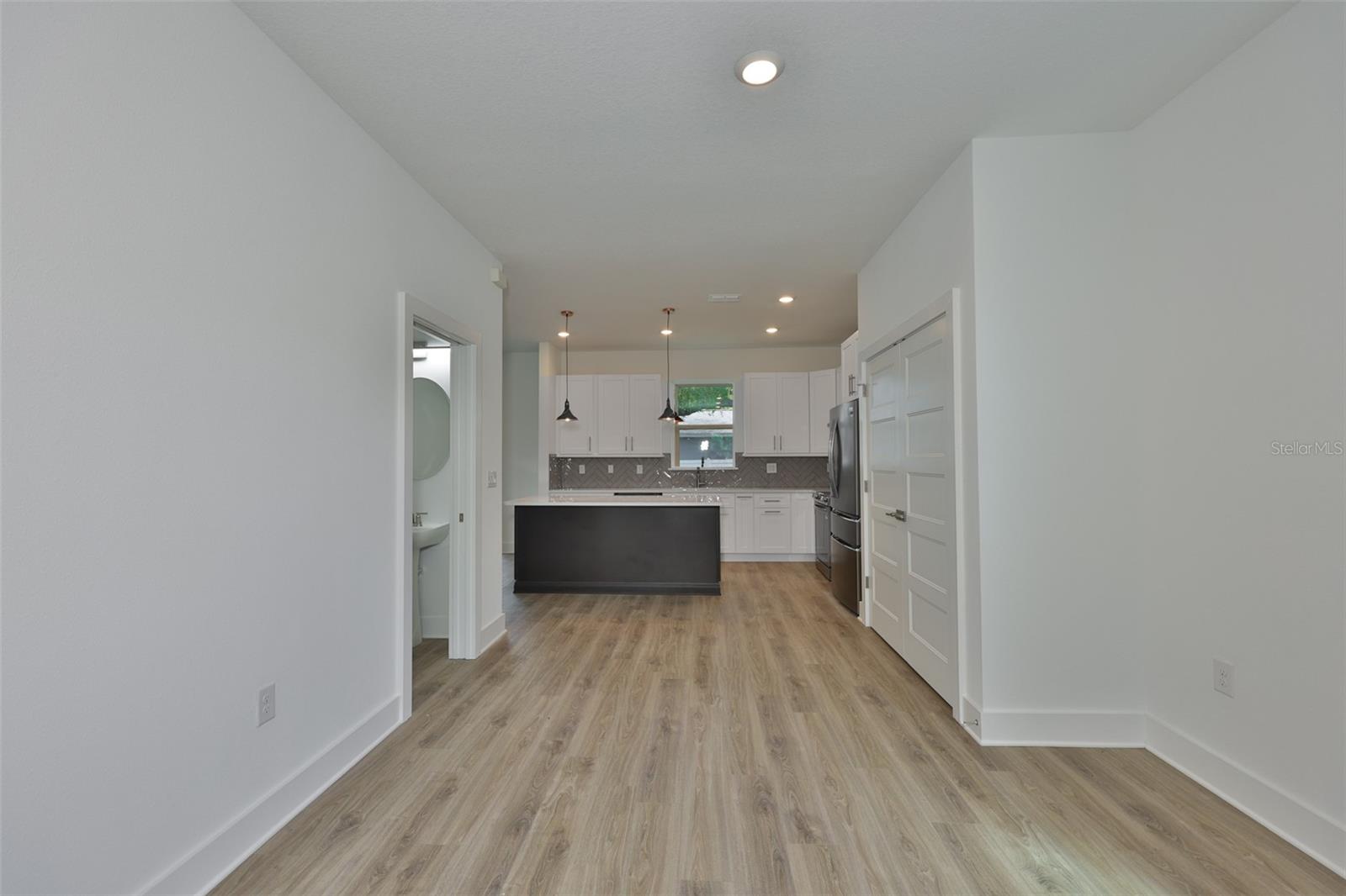 Image 3 of 32 For 4171 56th Avenue N