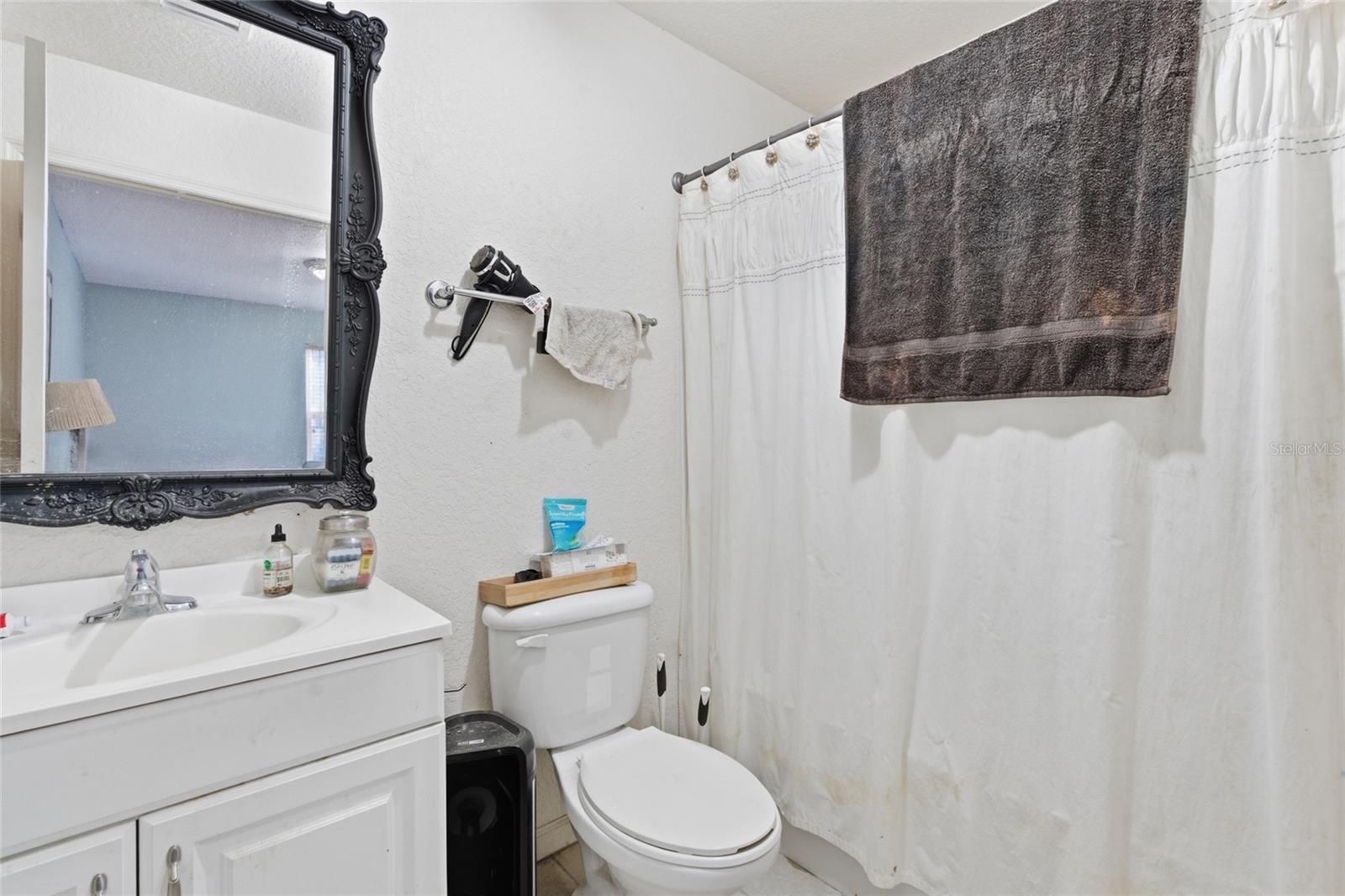 Image 22 of 38 For 8439 Radio Lane