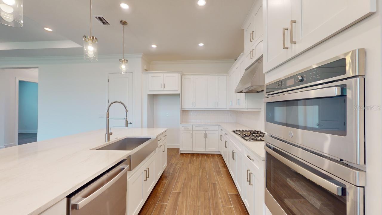 Image 12 of 42 For 30175 Imperati Boulevard