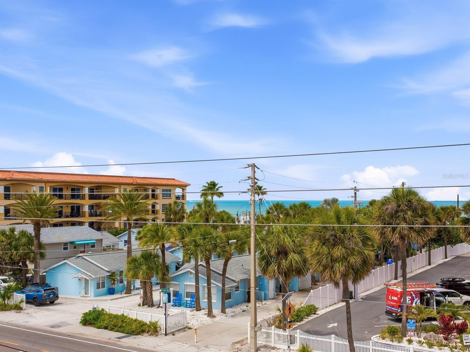 Image 26 of 70 For 1005 Gulf Boulevard 10