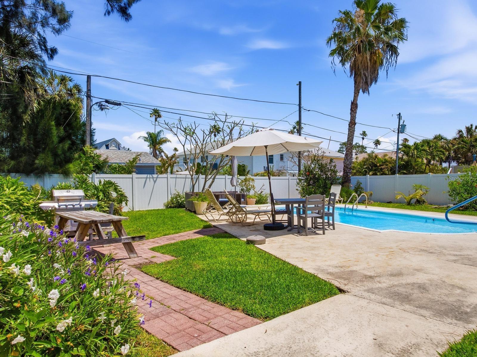 Image 46 of 70 For 1005 Gulf Boulevard 10