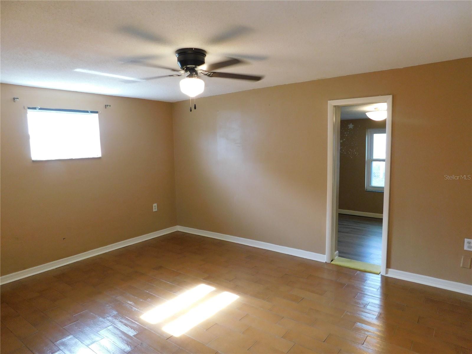 Image 7 of 22 For 3220 Coldwell Drive