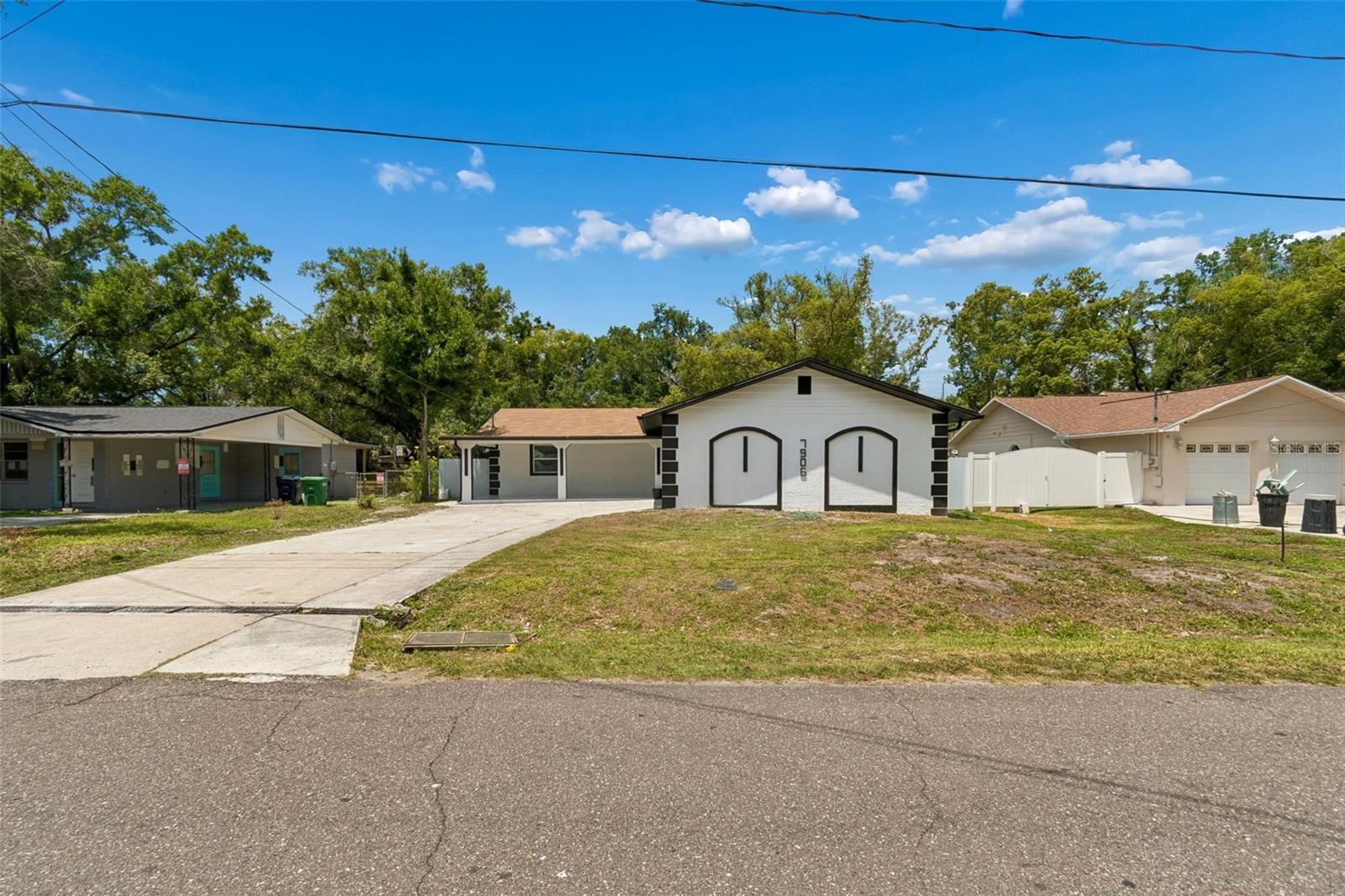 Listing photo id 1 for 7906 Fremont Avenue