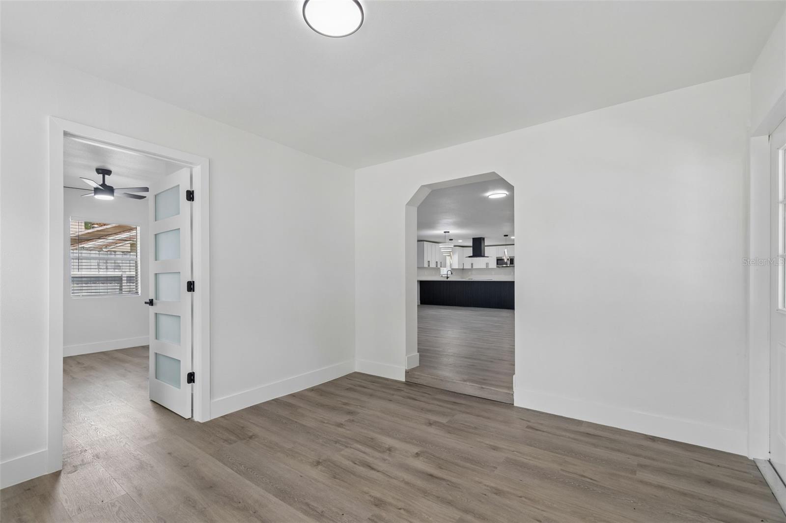 Listing photo id 55 for 7906 Fremont Avenue