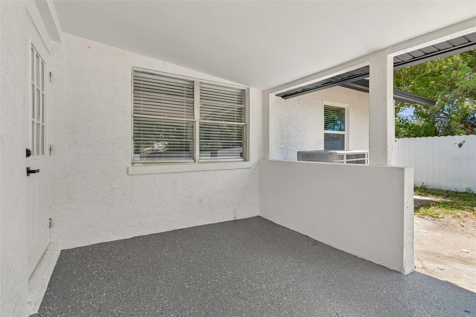 Listing photo id 63 for 7906 Fremont Avenue