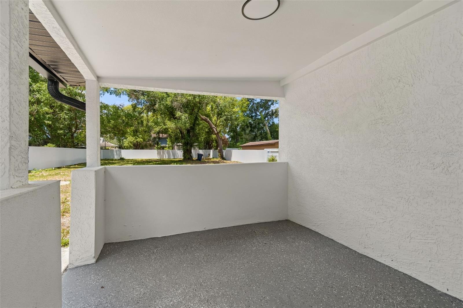 Listing photo id 65 for 7906 Fremont Avenue