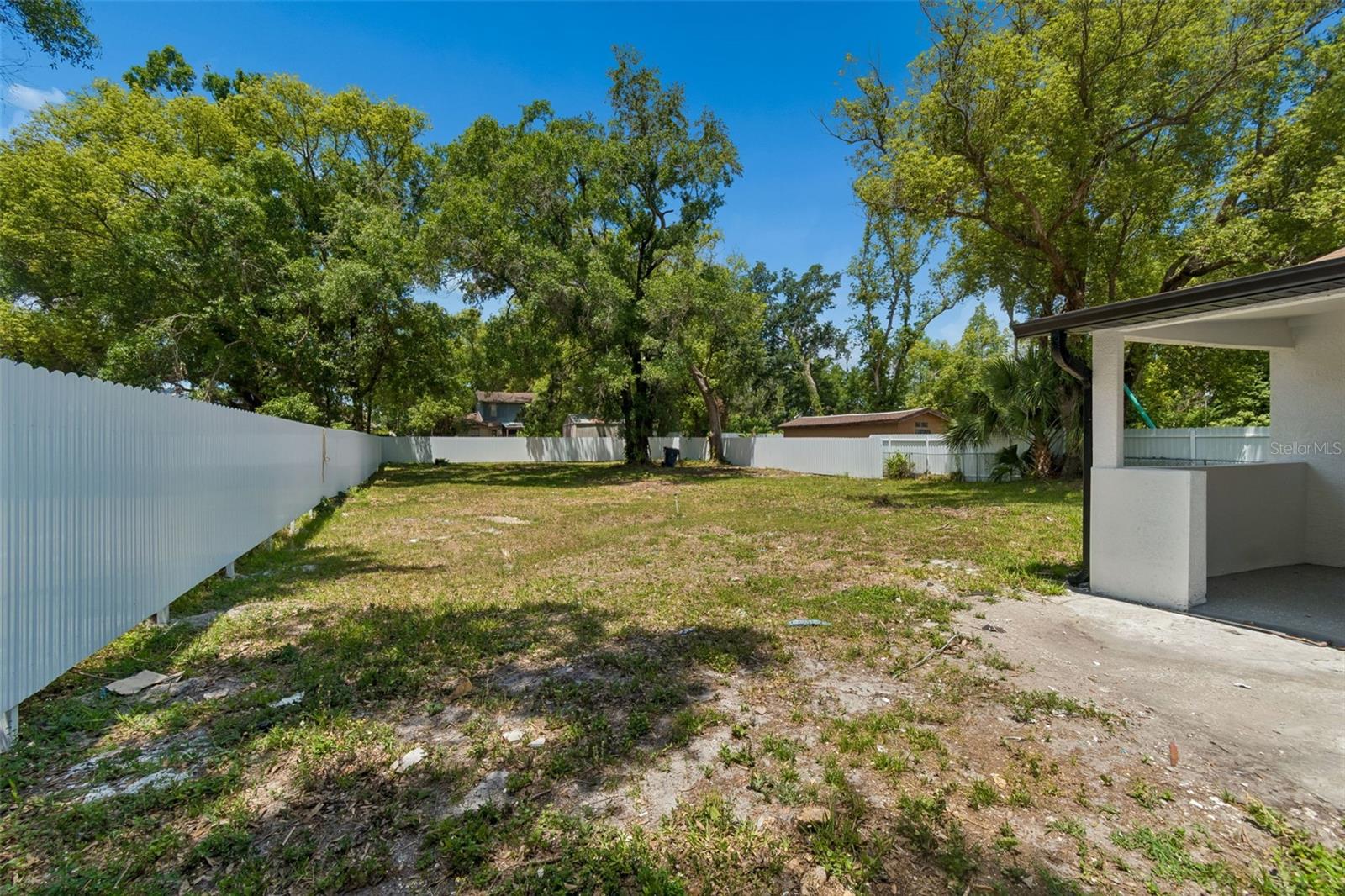 Listing photo id 66 for 7906 Fremont Avenue