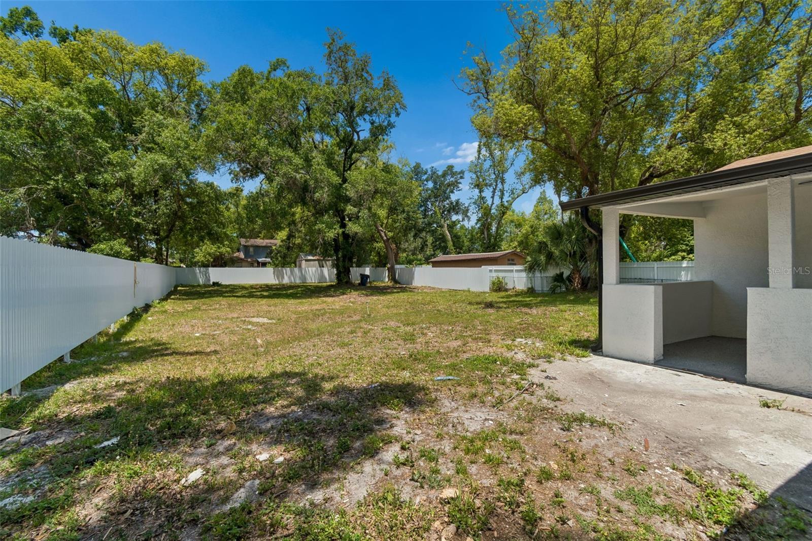Listing photo id 67 for 7906 Fremont Avenue