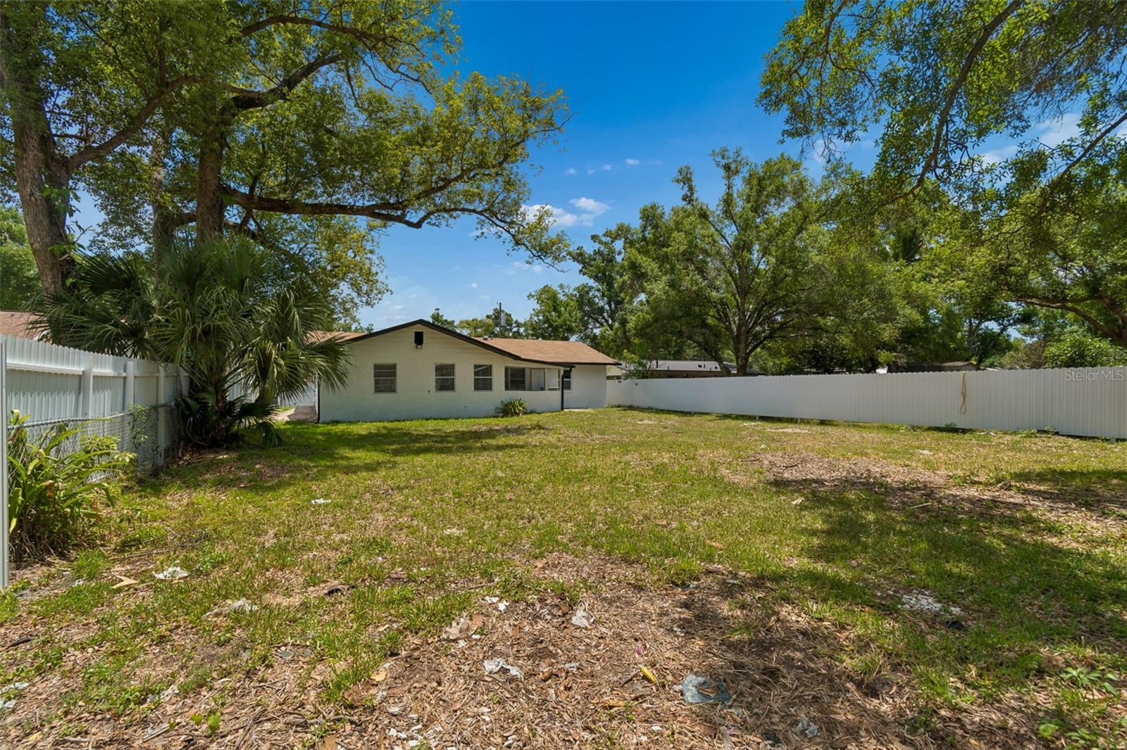 Listing photo id 72 for 7906 Fremont Avenue
