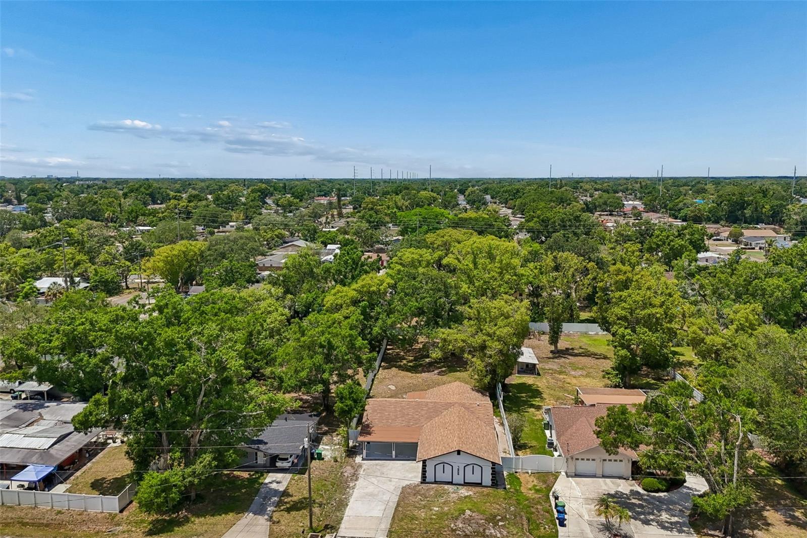 Listing photo id 76 for 7906 Fremont Avenue