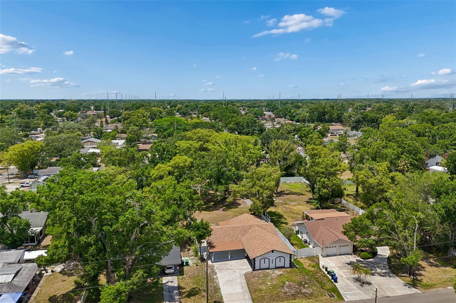 Listing photo id 77 for 7906 Fremont Avenue