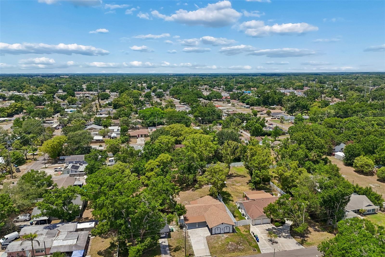 Listing photo id 78 for 7906 Fremont Avenue