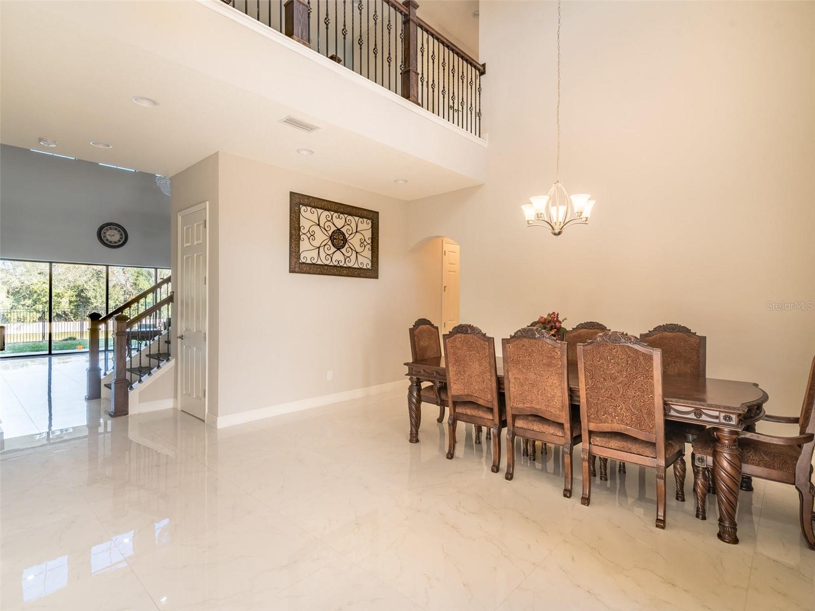Image 10 of 79 For 1014 Sonesta Avenue