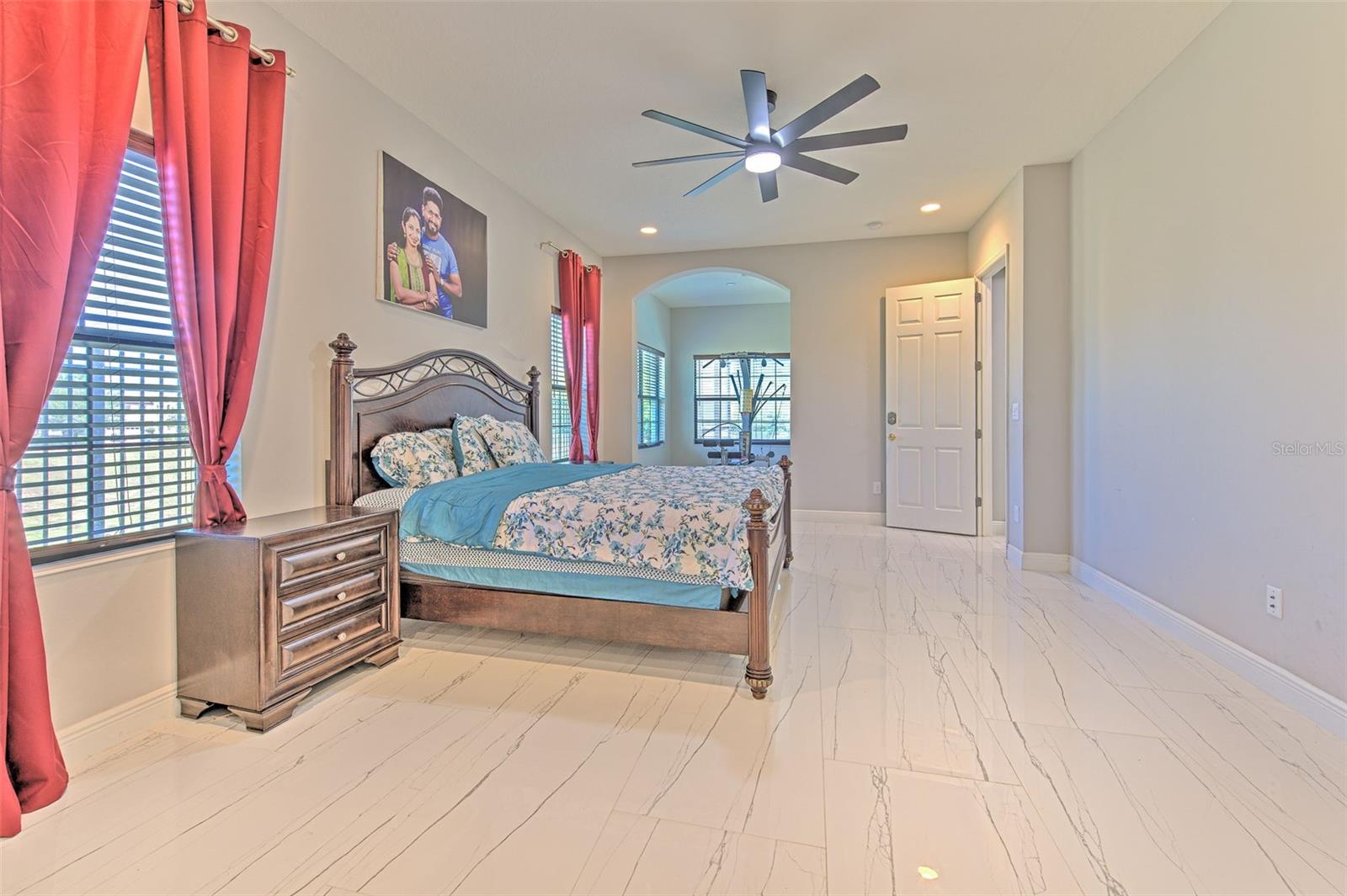 Image 25 of 79 For 1014 Sonesta Avenue