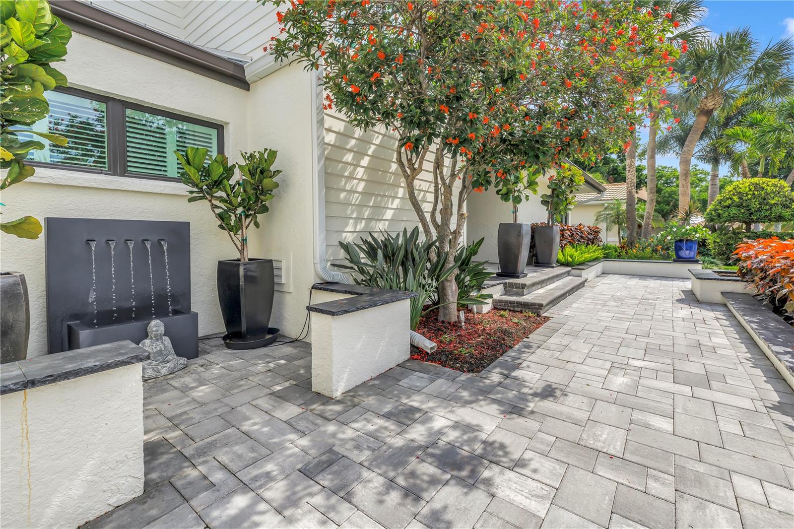 Image 3 of 100 For 4931 61st Avenue S