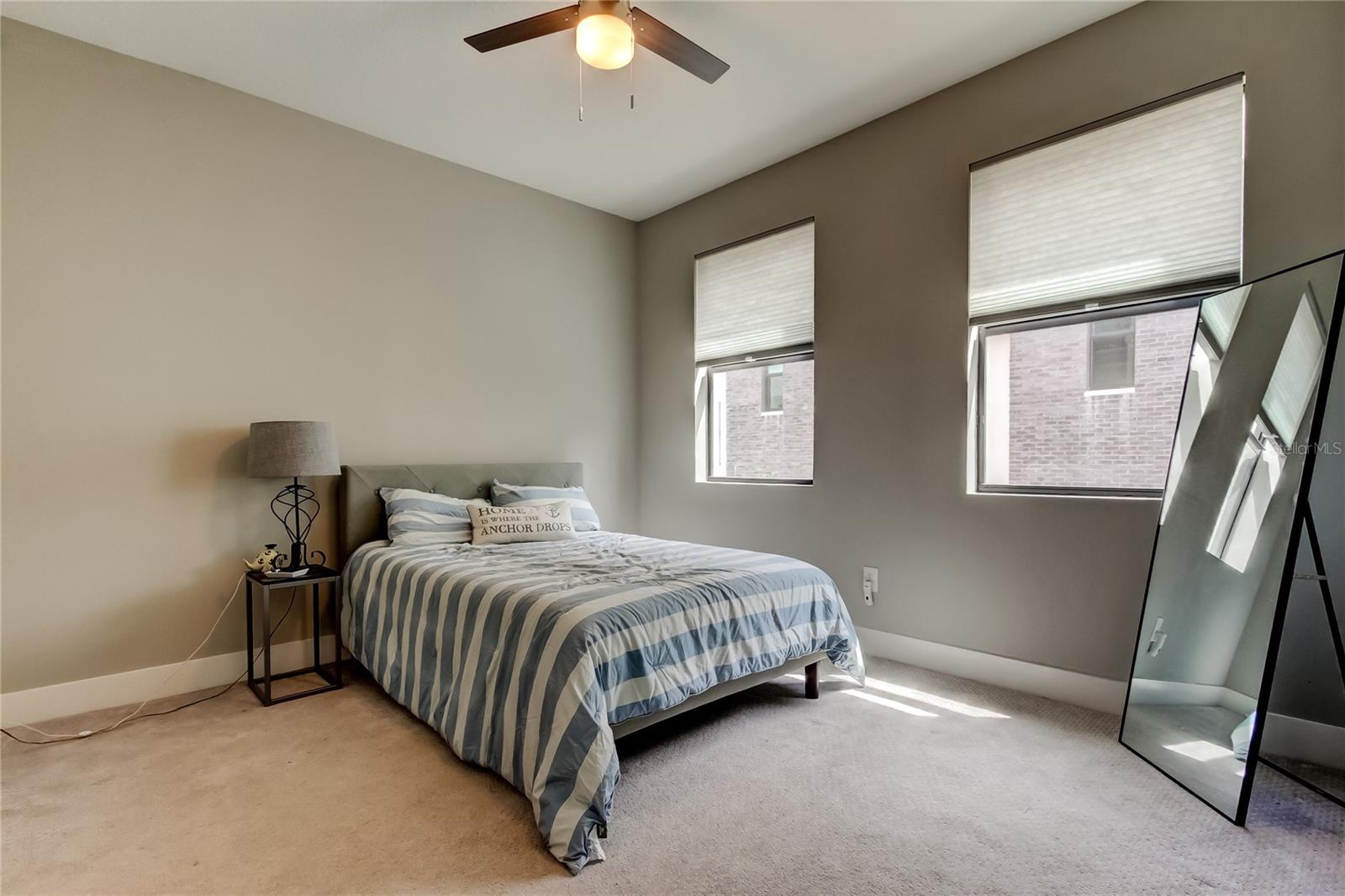 Image 22 of 29 For 2511 Grady Avenue 78