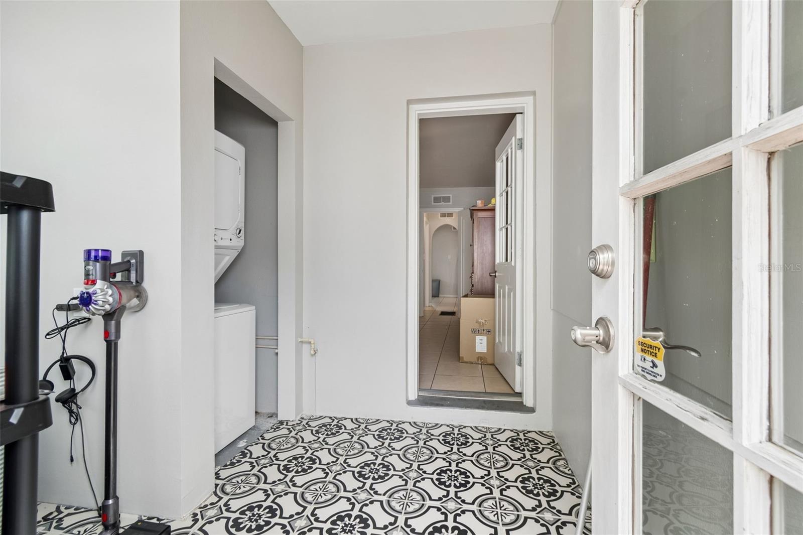 Image 17 of 70 For 1500 30th Avenue N