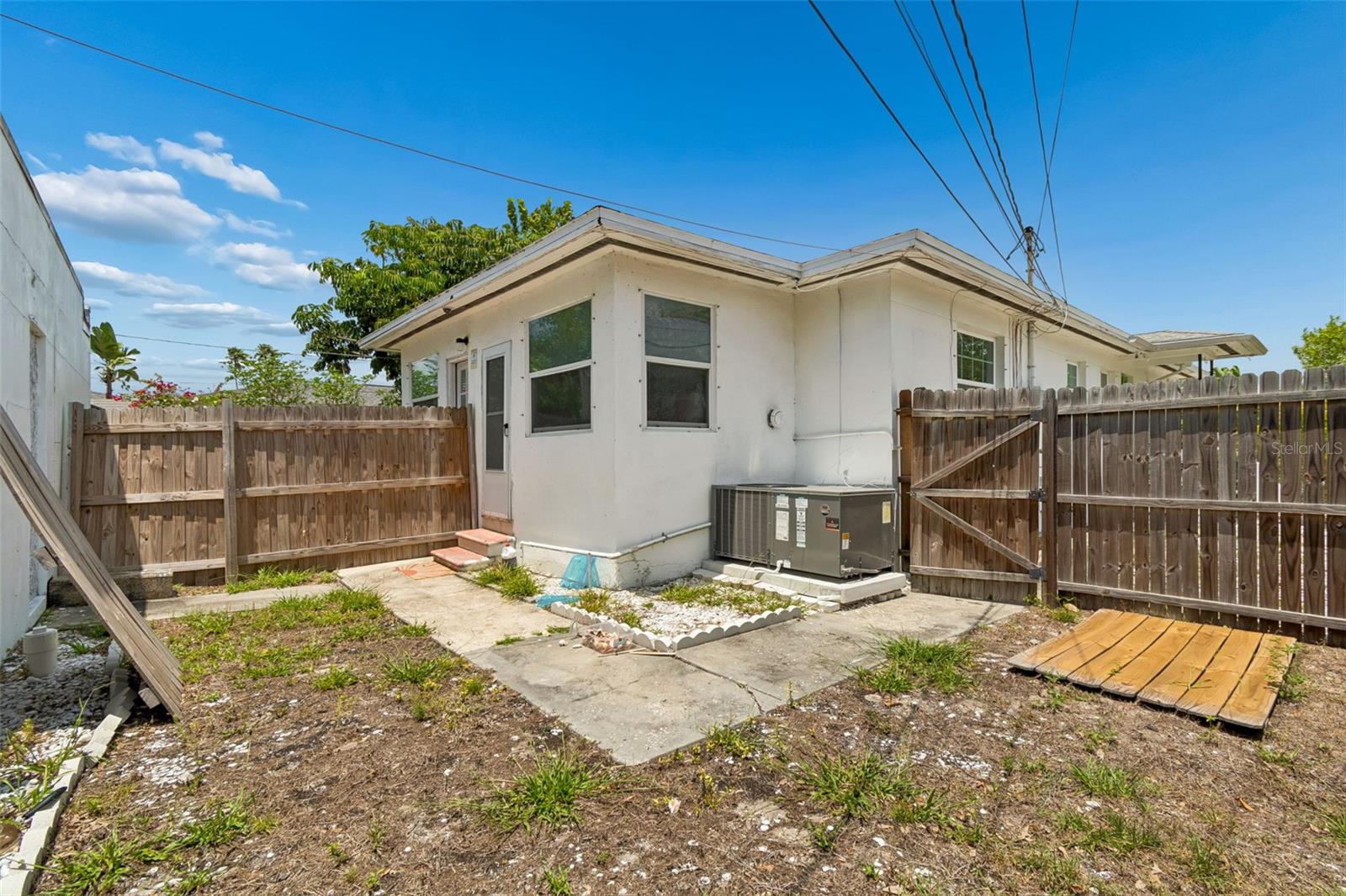 Image 36 of 70 For 1500 30th Avenue N