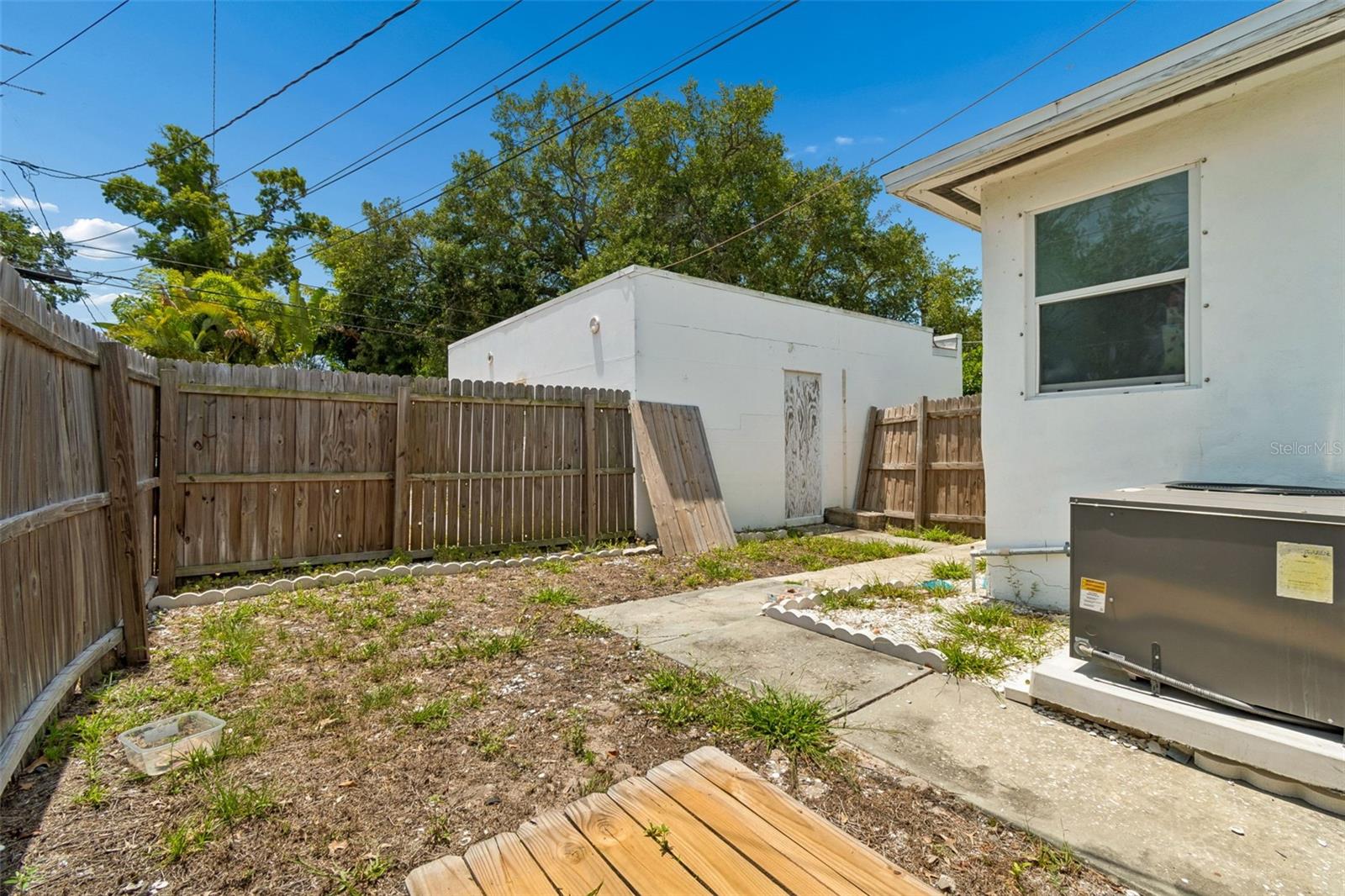 Image 37 of 70 For 1500 30th Avenue N