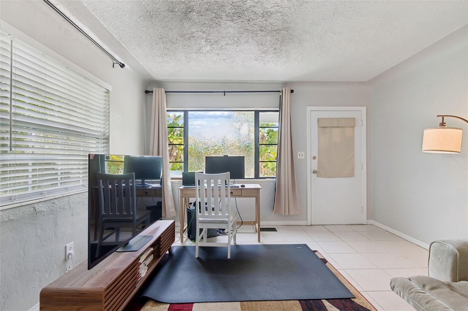Image 4 of 70 For 1500 30th Avenue N