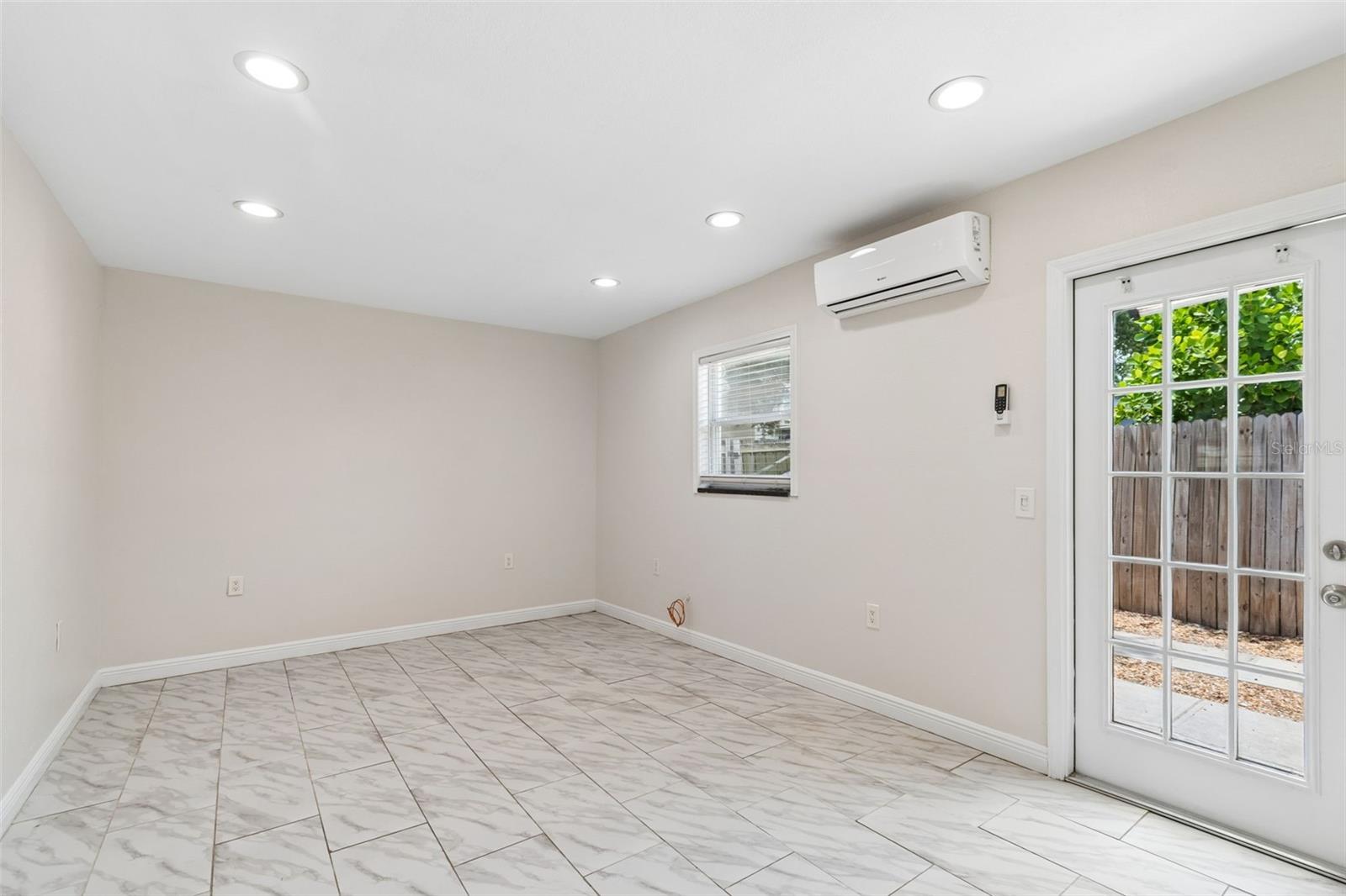 Image 43 of 70 For 1500 30th Avenue N