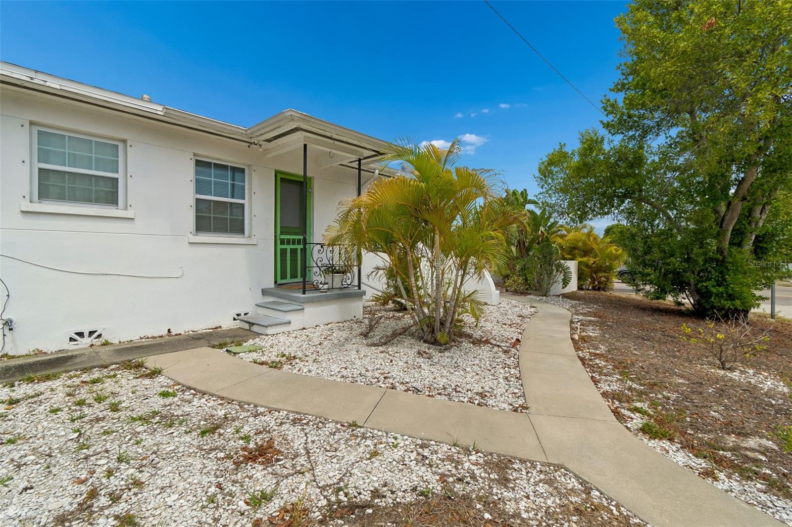 Image 62 of 70 For 1500 30th Avenue N