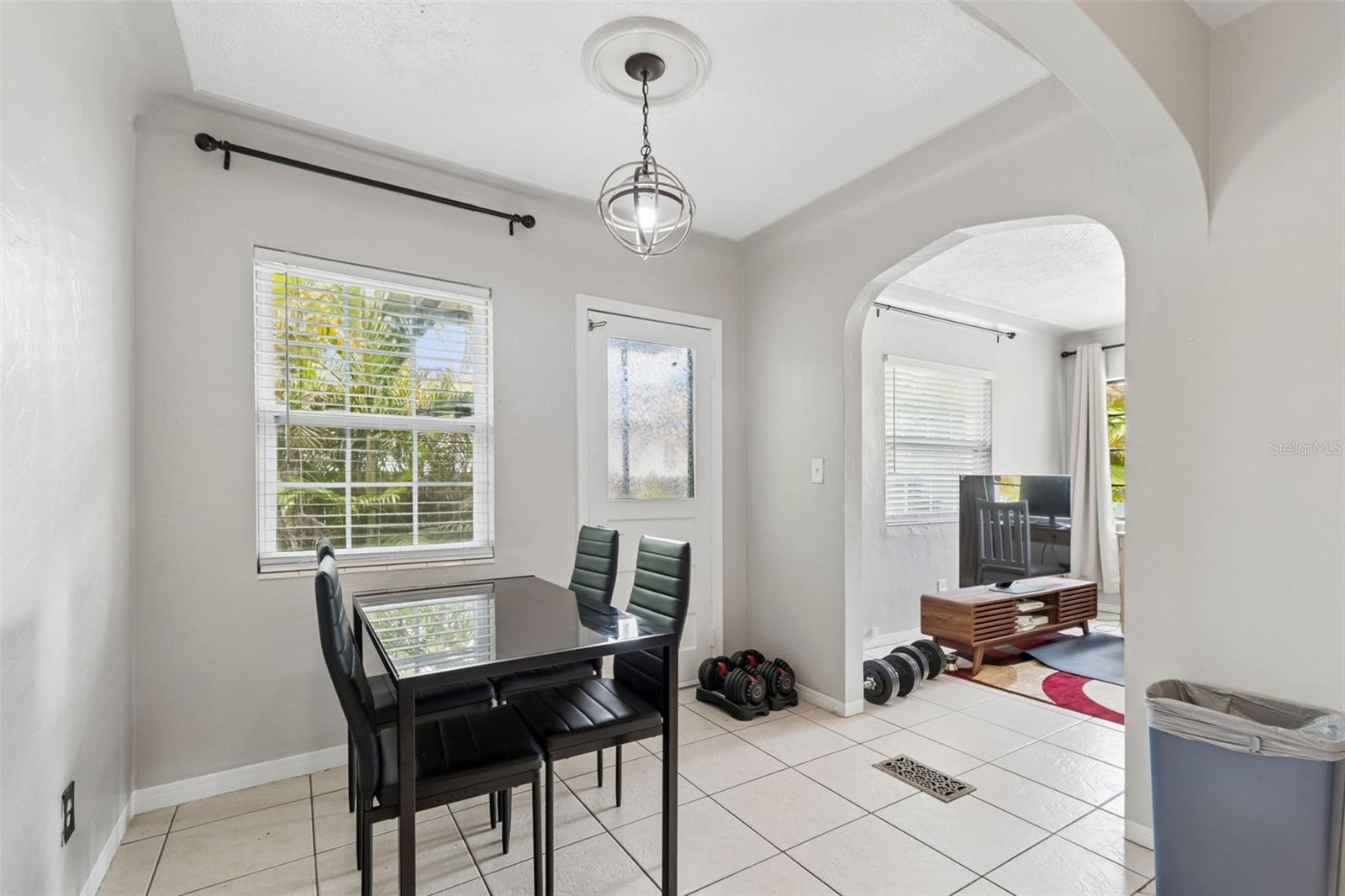 Image 7 of 70 For 1500 30th Avenue N