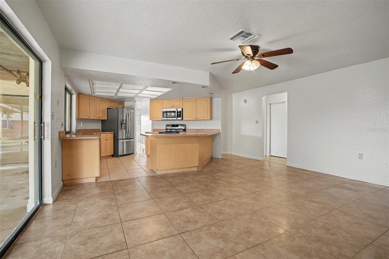 Image 19 of 54 For 7028 Fernleaf Court
