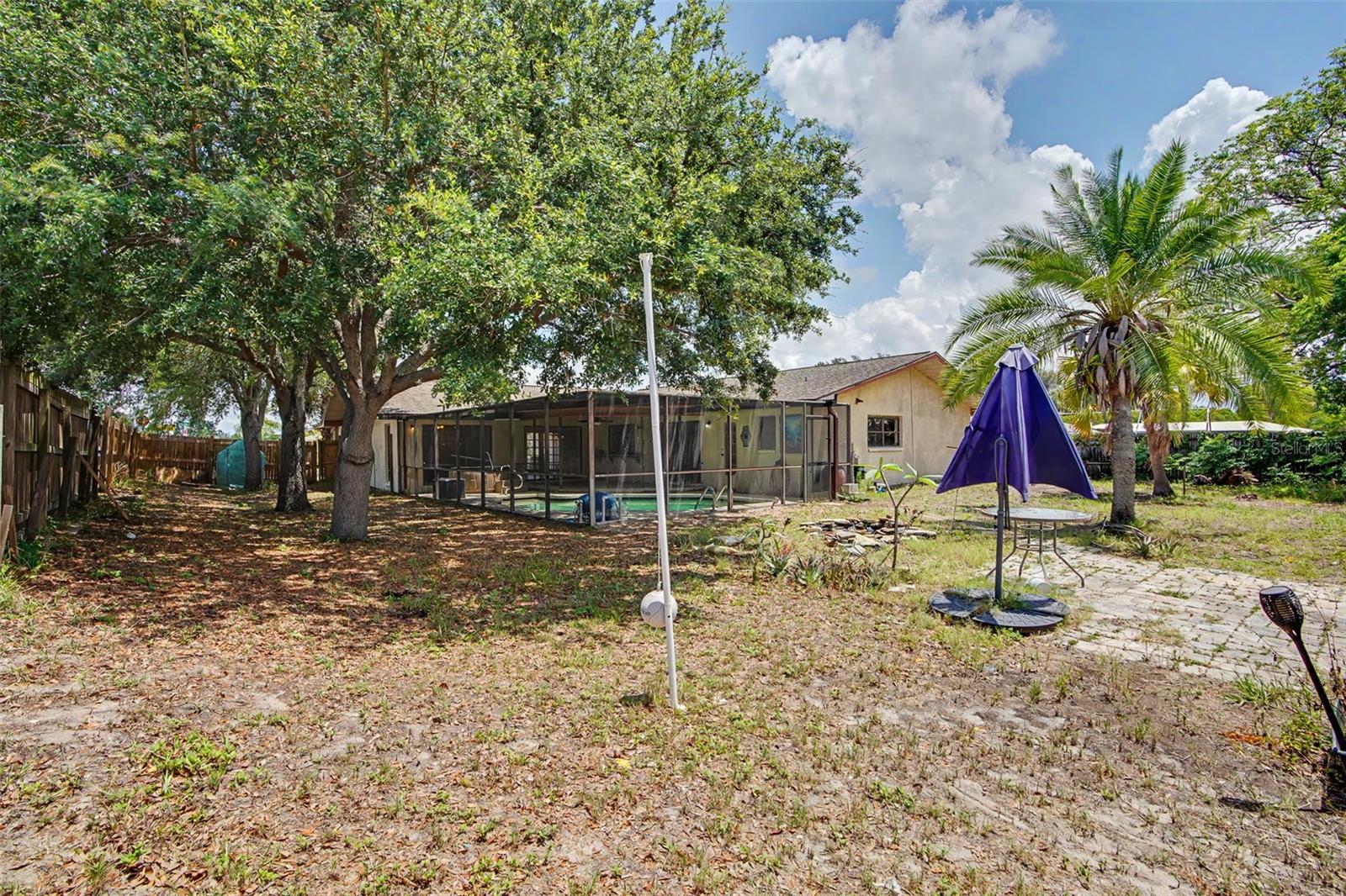 Image 39 of 54 For 7028 Fernleaf Court