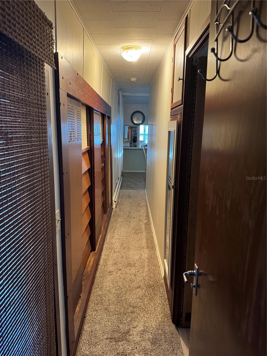 Image 15 of 22 For 118 52nd Avenue W