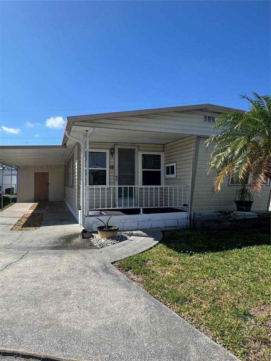 Image 2 of 22 For 118 52nd Avenue W