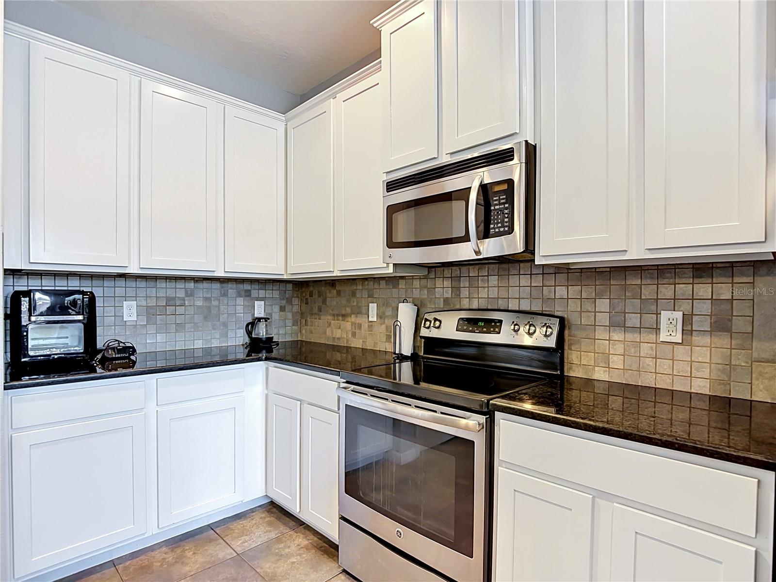 Image 16 of 42 For 8615 Andalucia Field Drive
