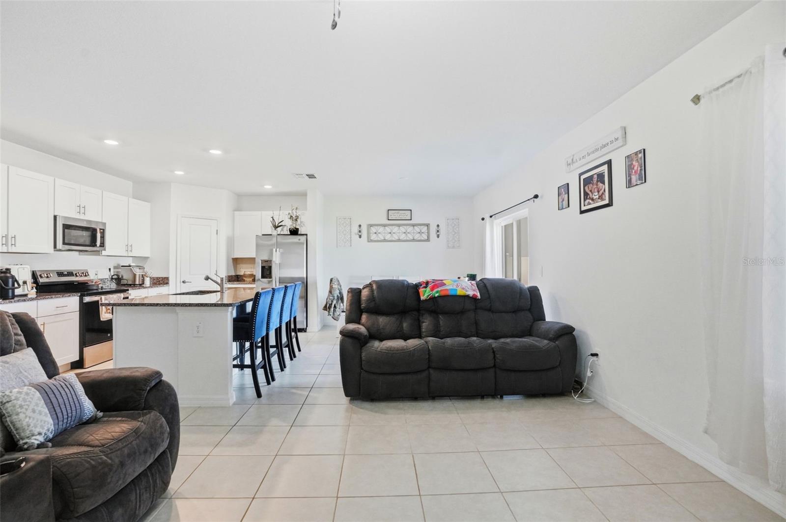 Image 14 of 25 For 13712 Newbridge Street