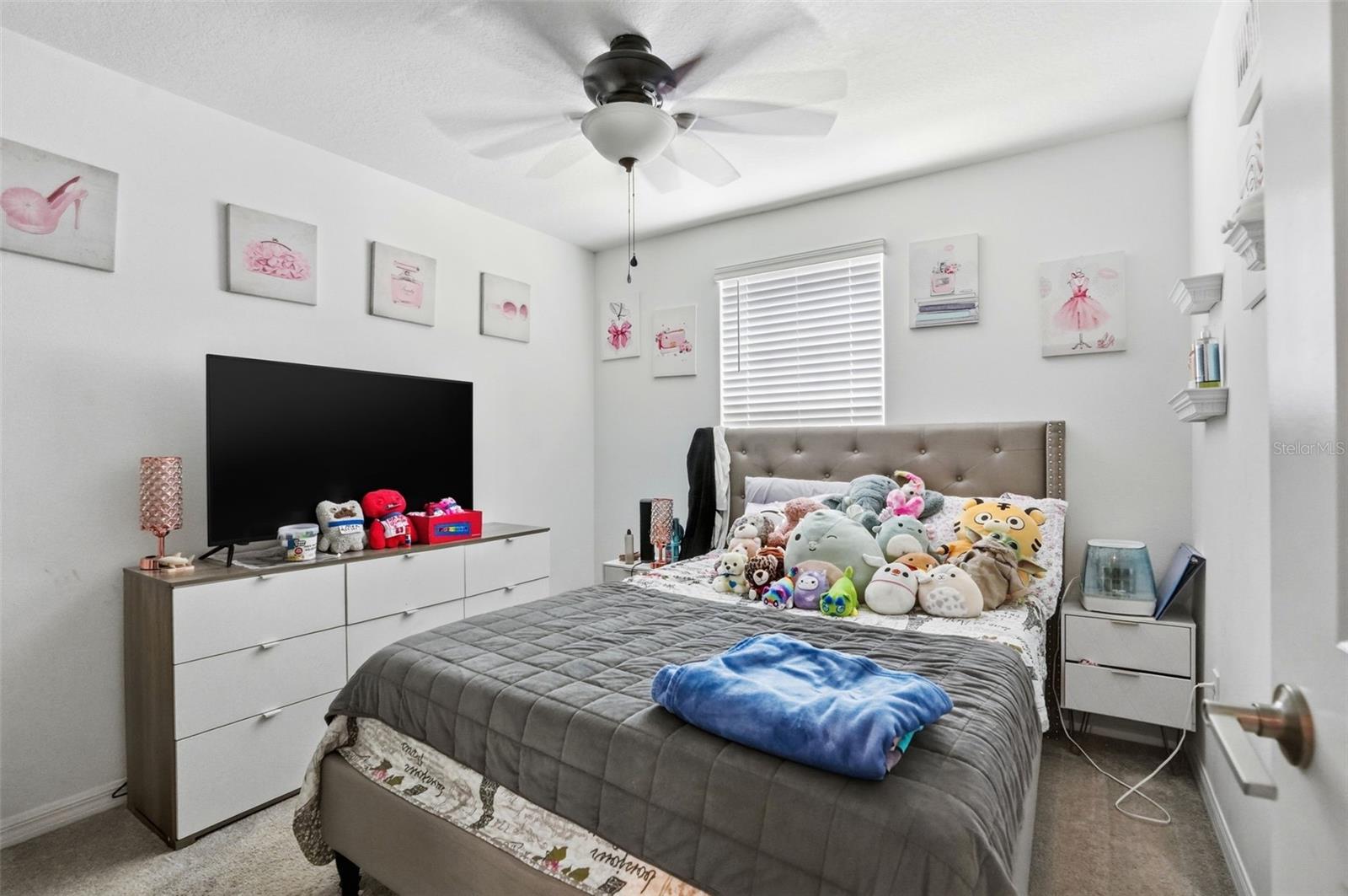 Image 19 of 25 For 13712 Newbridge Street