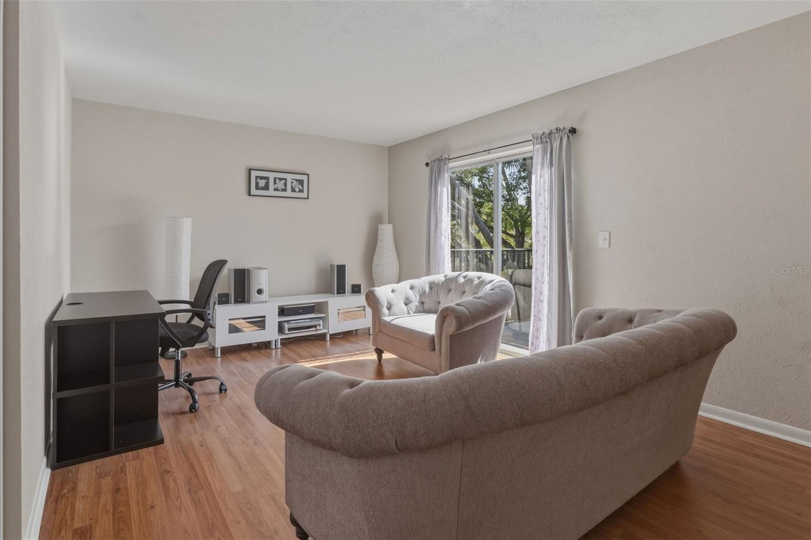 Image 5 of 19 For 1799 Highland Avenue 114