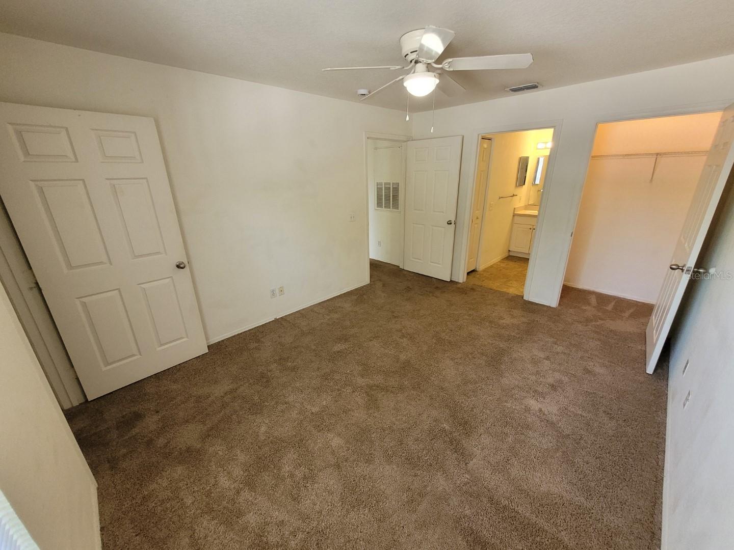 Image 17 of 47 For 5914 Willow Ridge Drive 101