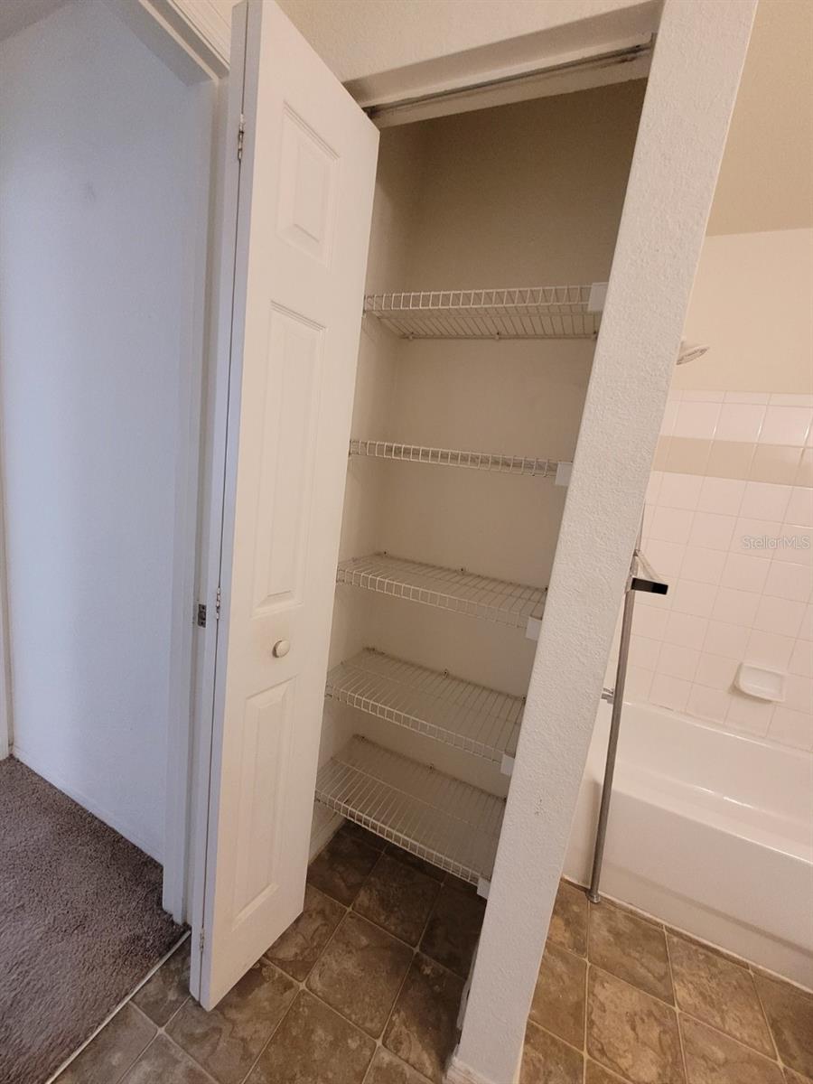 Image 33 of 47 For 5914 Willow Ridge Drive 101