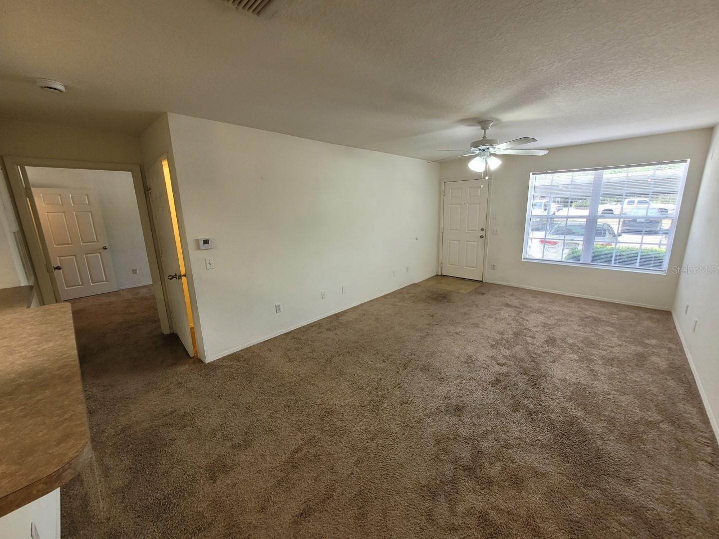 Image 5 of 47 For 5914 Willow Ridge Drive 101