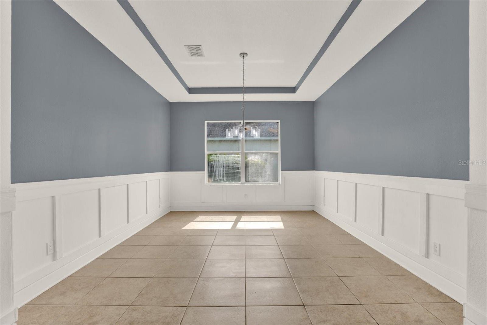 Image 4 of 38 For 13397 Hunters Point Street