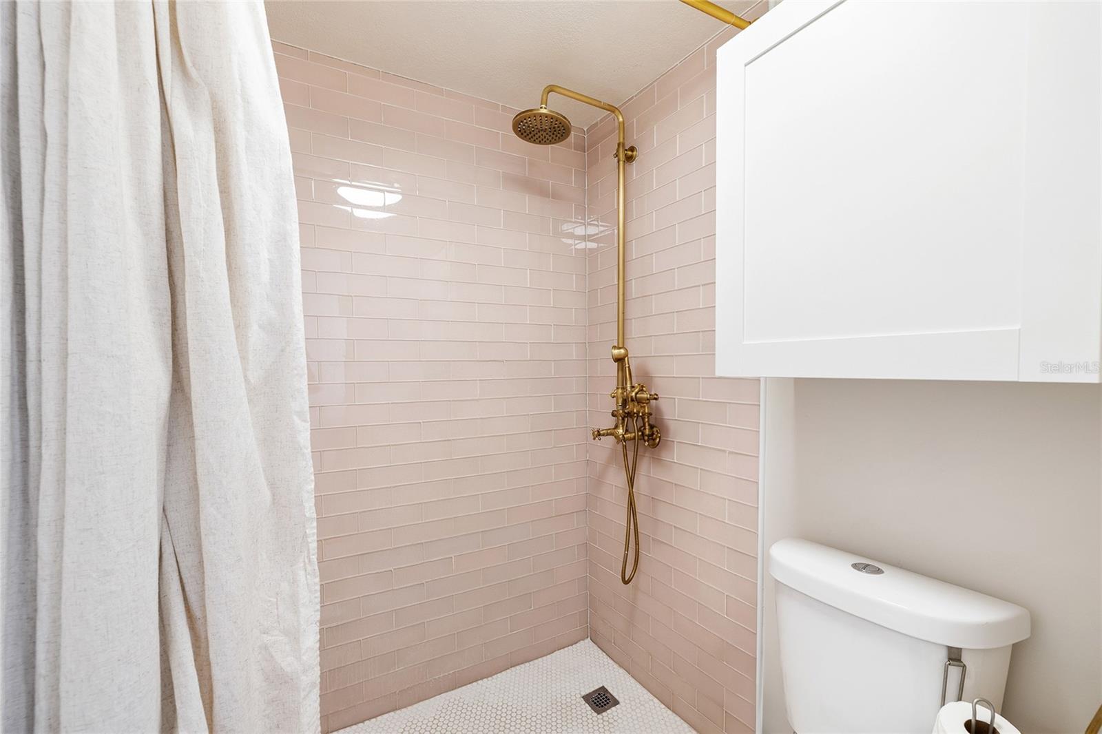Image 23 of 46 For 8212 Sunny Vale Place