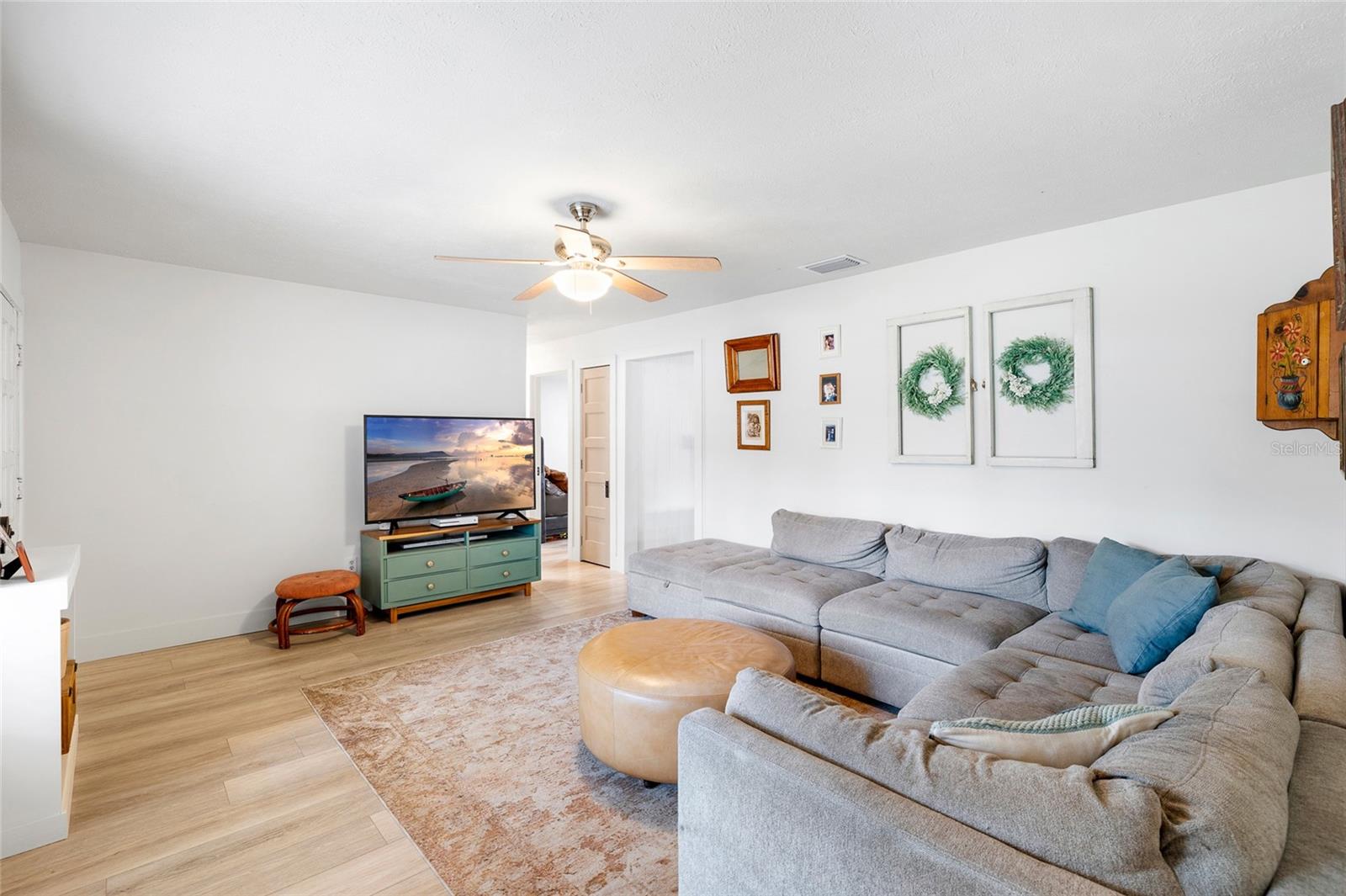 Image 7 of 46 For 8212 Sunny Vale Place