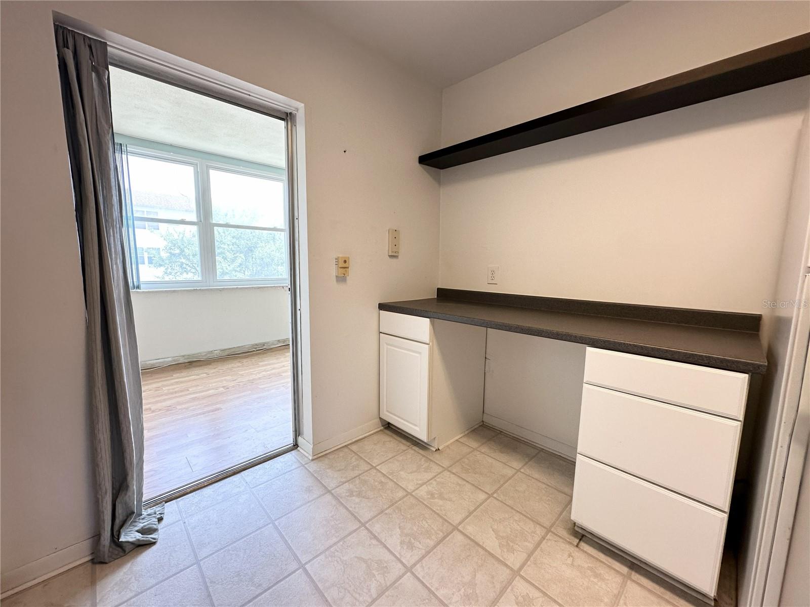Image 11 of 28 For 5728 14th Avenue N 206b