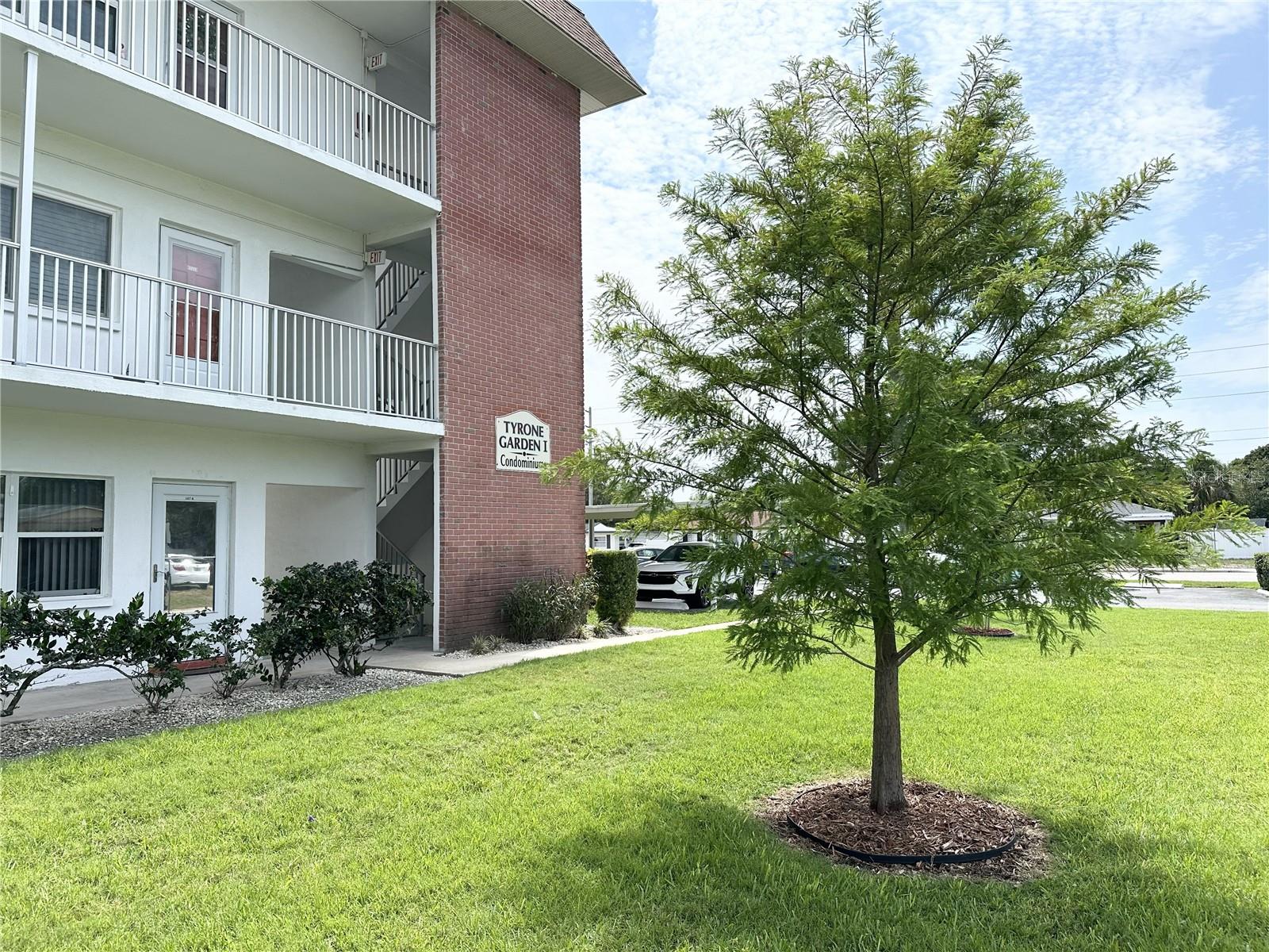 Image 13 of 28 For 5728 14th Avenue N 206b